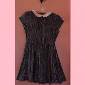 Peter Pan collar dress