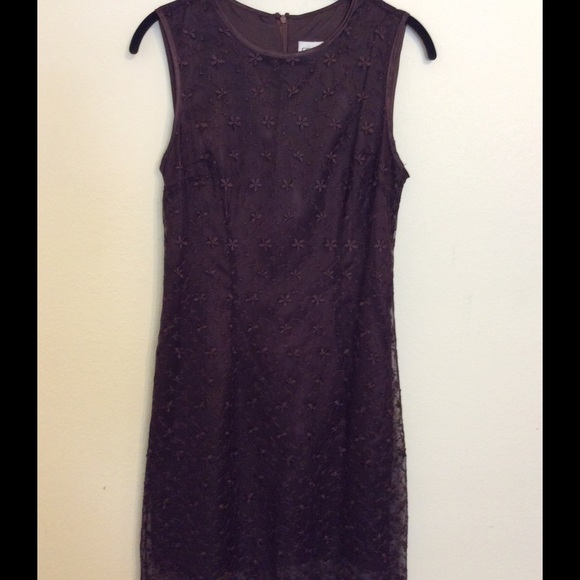 Chocolate brown lace overlay dress. - Picture 3 of 5