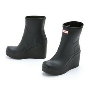 Hunter Boots Original Mid Wedge Short Booties
