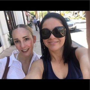 Meet your Posher, Yannet