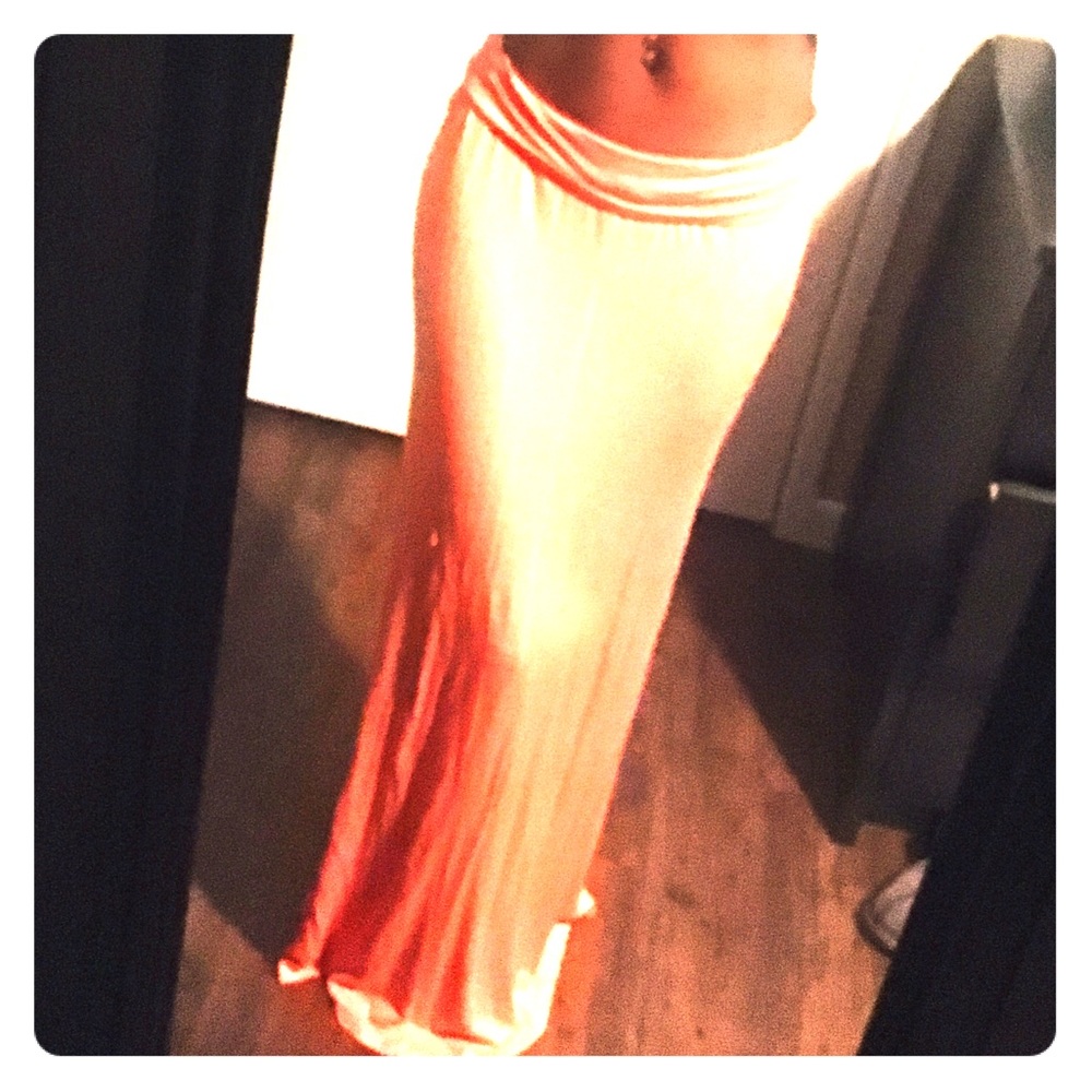 Maxi skirt