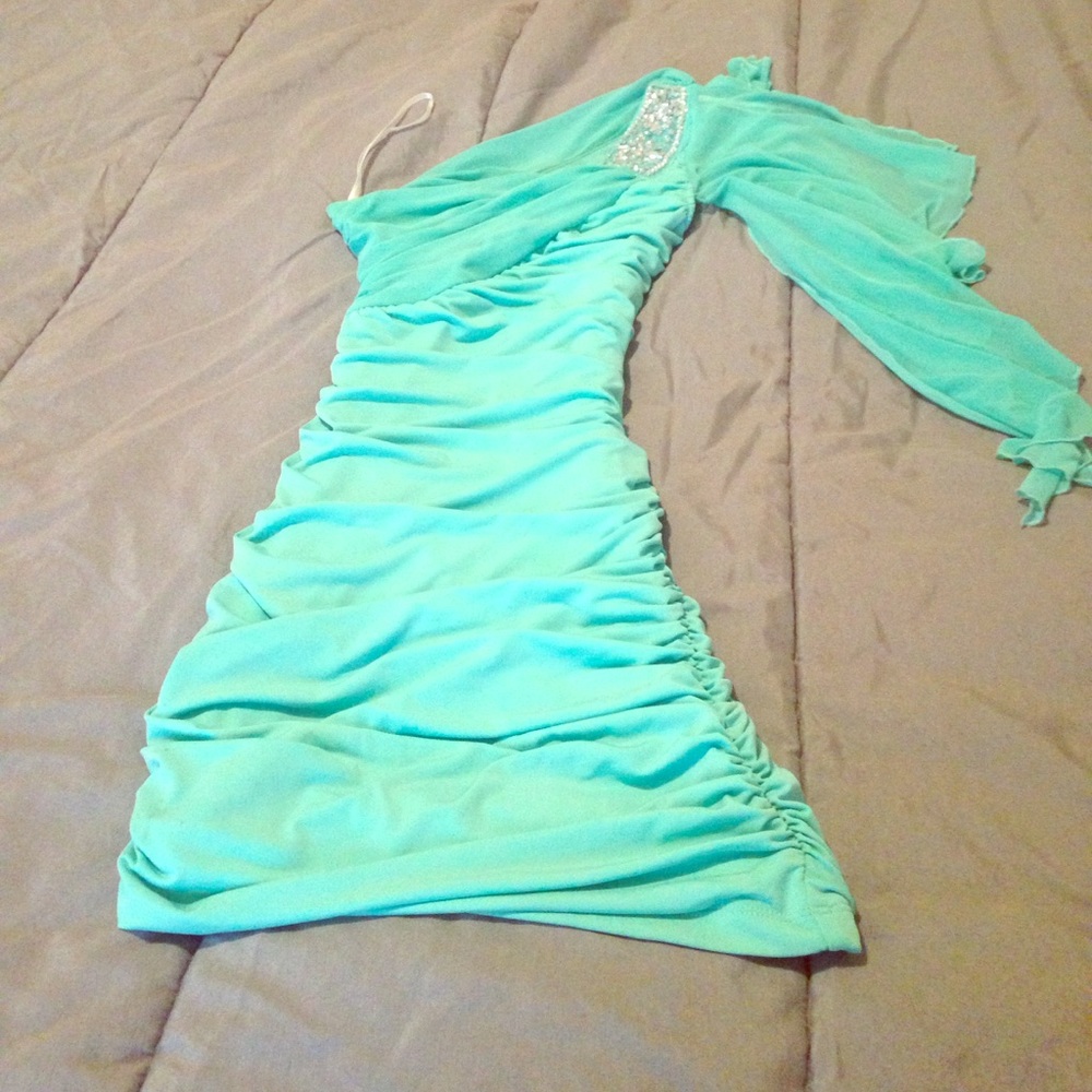 Turquoise formal dress. Small