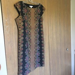 Capped sleeve form fitting dress