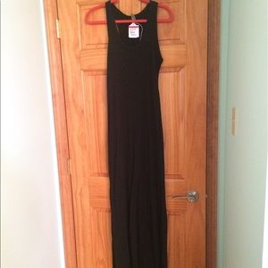 NWT Alternative Earth Black race Back Maxi S