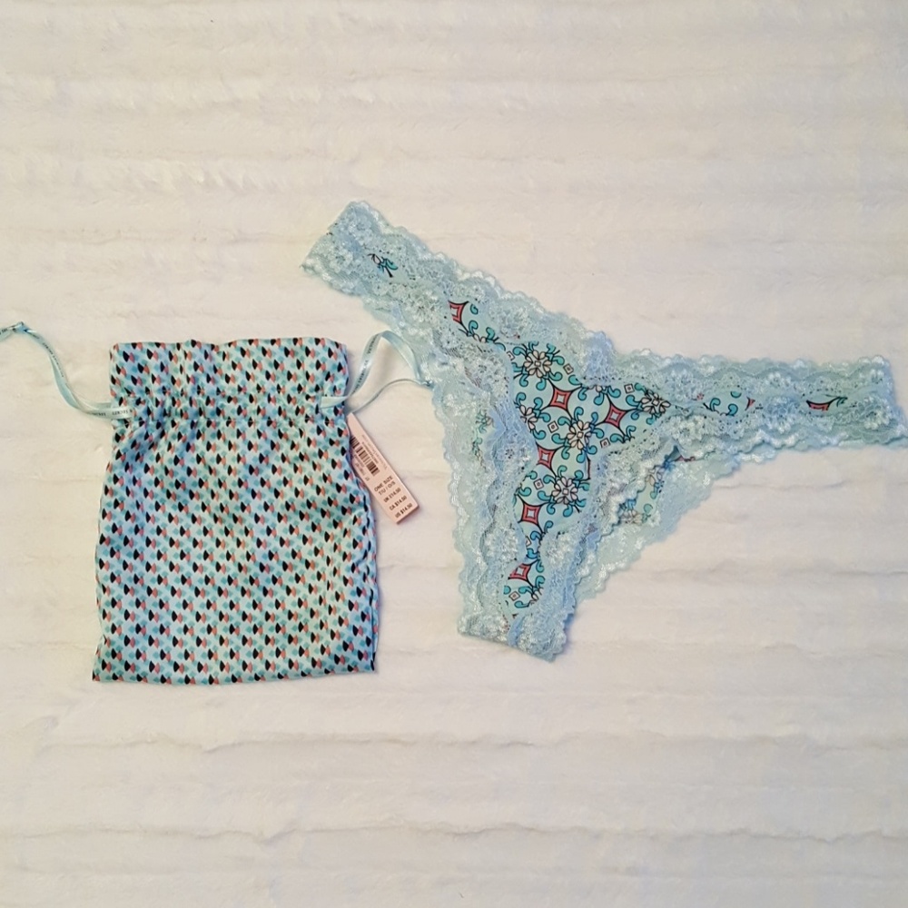 NWT Victoria's Secret Panty & Bag