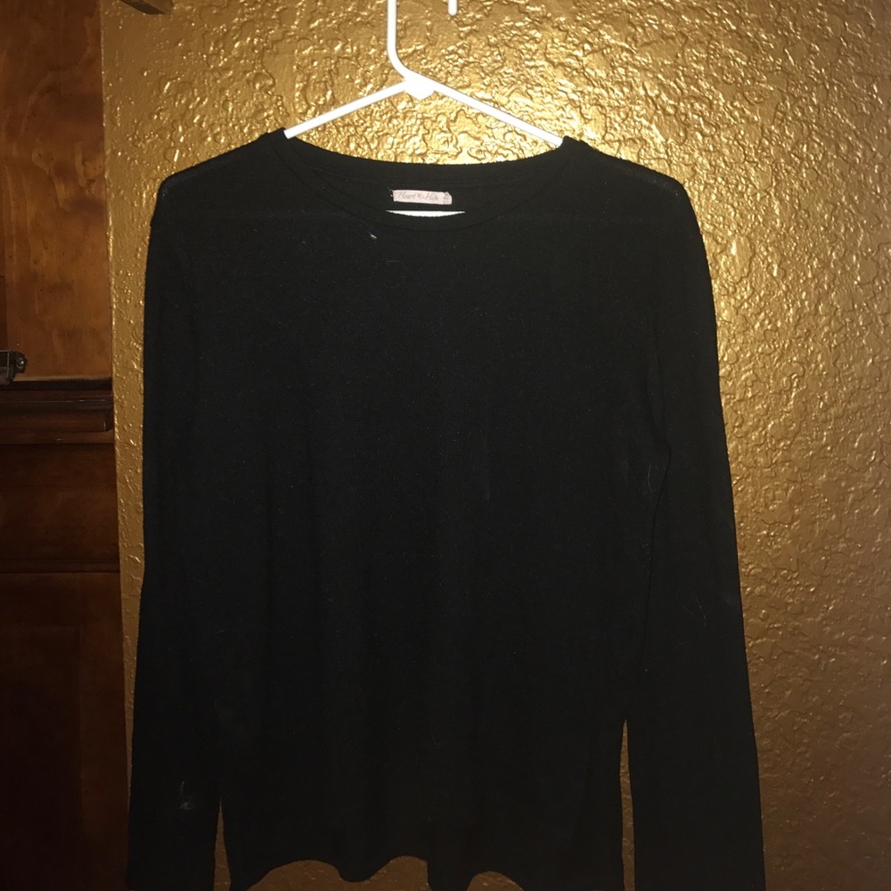black long sleeve shirt