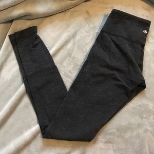 Black tweed lululemon full length wunder unders
