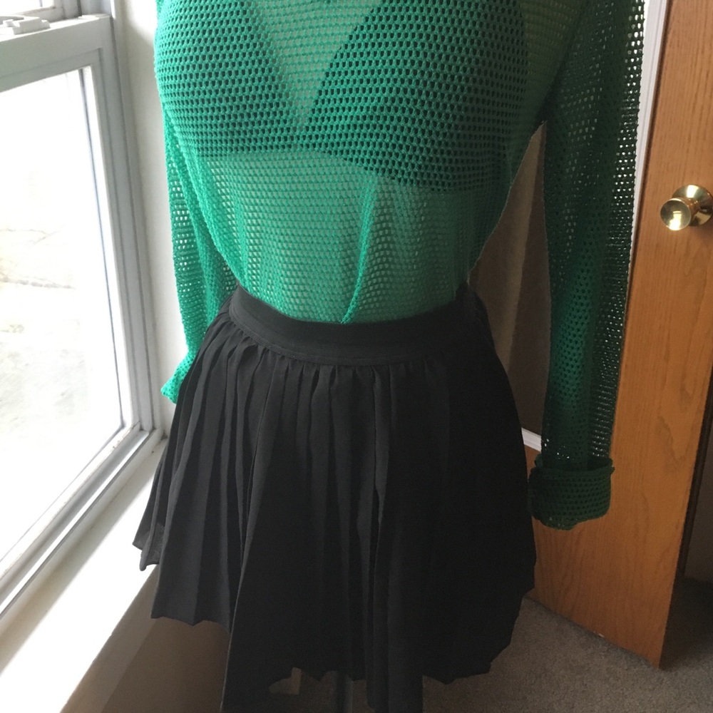 Black Poppy Pleated Skirt