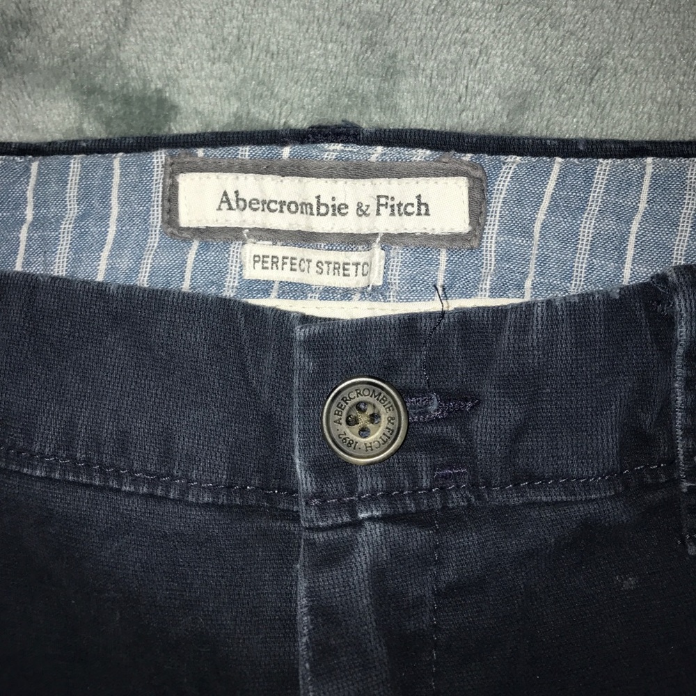 Abercrombie & Fitch navy shorts