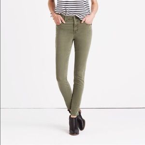 Madewell - 9" Skinny Skinny Garment Dyed Jeans