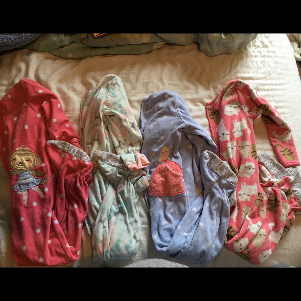Carters footie pajamas bundle 💖