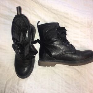 Arizona Jeans Combat Boots