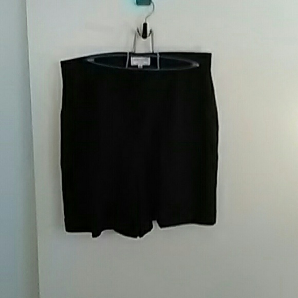 Designer shorts - Picture 2 of 2