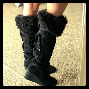 Wedge black fur boots