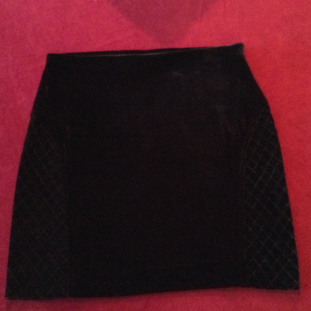 Simply Vera Wang mini skirt size M