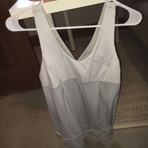 Lululemon athletic tank top - v neck. SIZE 6