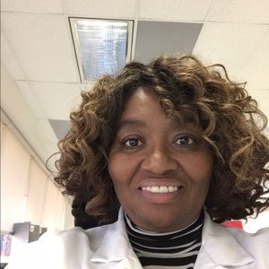 Meet your Posher, Brenda