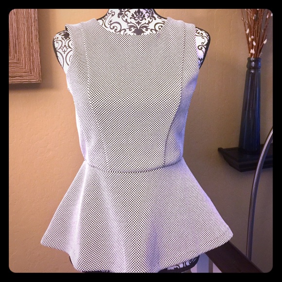 H&M Tops - H&M B&W Peplum Top