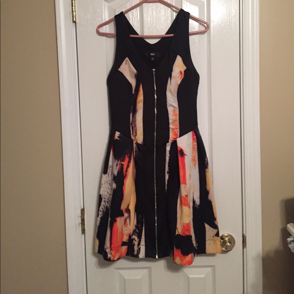 Patterned dress