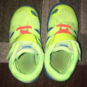 Bright yellow size 10 toddler Nikes