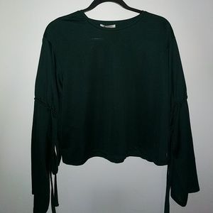 Zara bell sleeve with tie top. Forest green color.