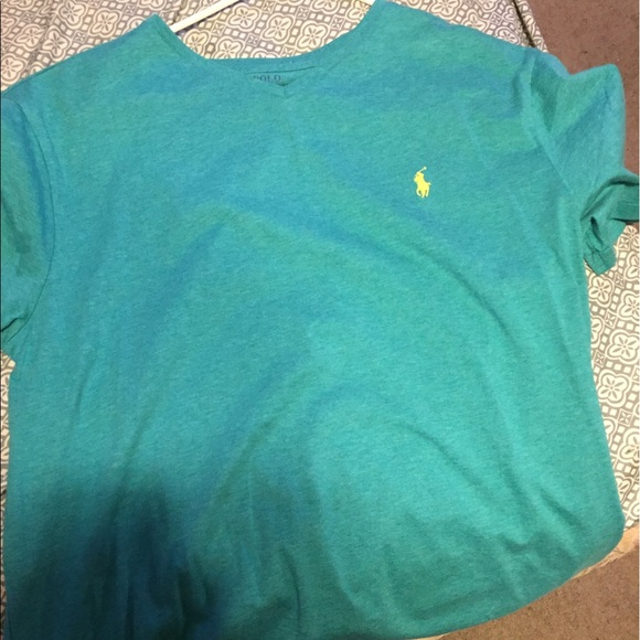 Polo V-Neck - Picture 1 of 1
