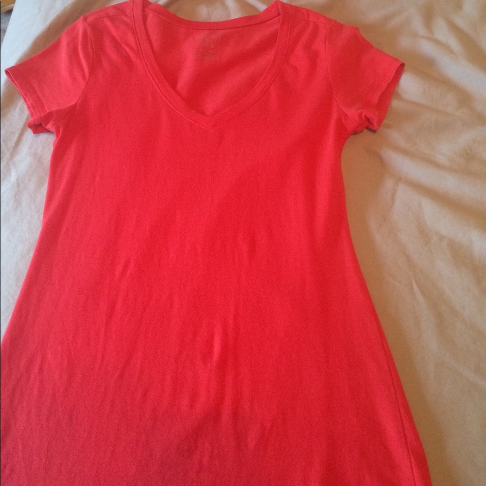 Wet Seal stretchy t-shirt