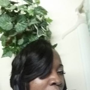 Meet your Posher, Evelyn