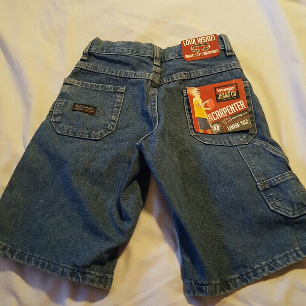 BRAND NEW BOYS SHORTS!