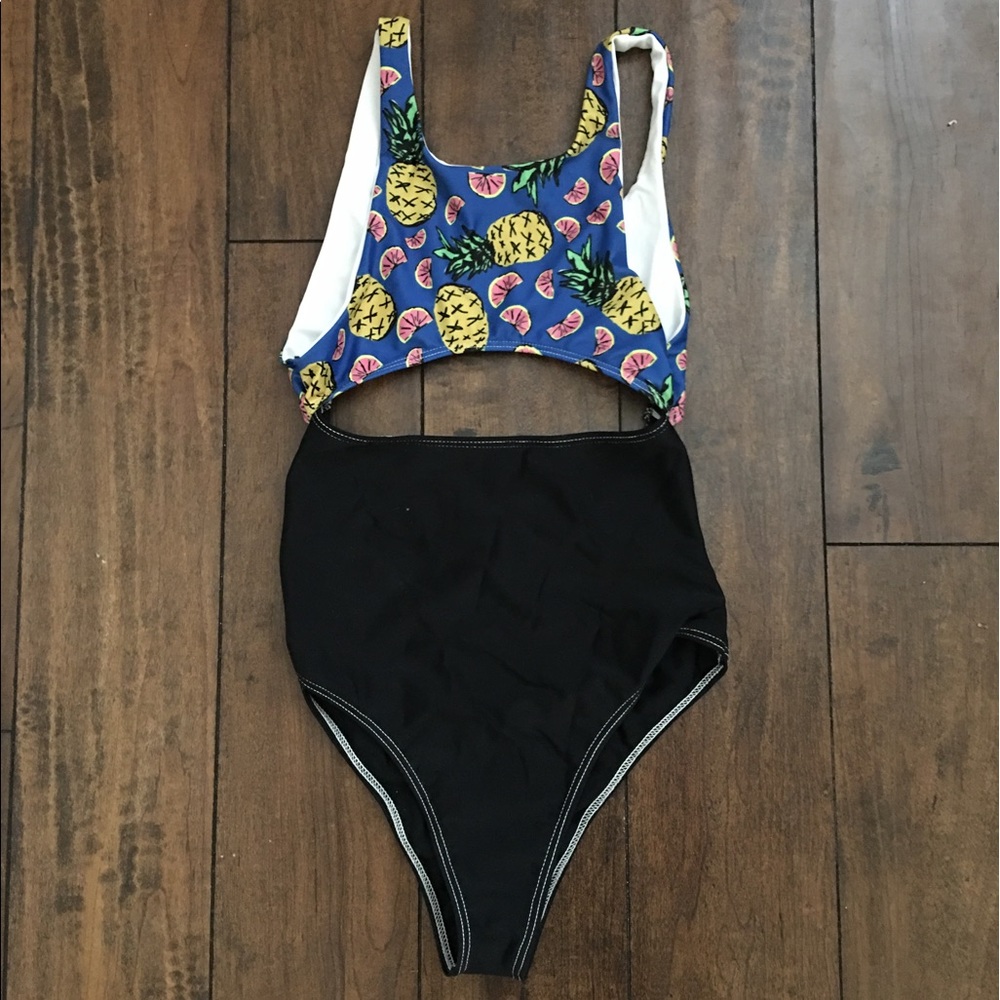 MANDALYNN SWIM ONE PIECE