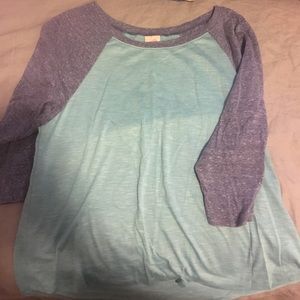 Baseball tee