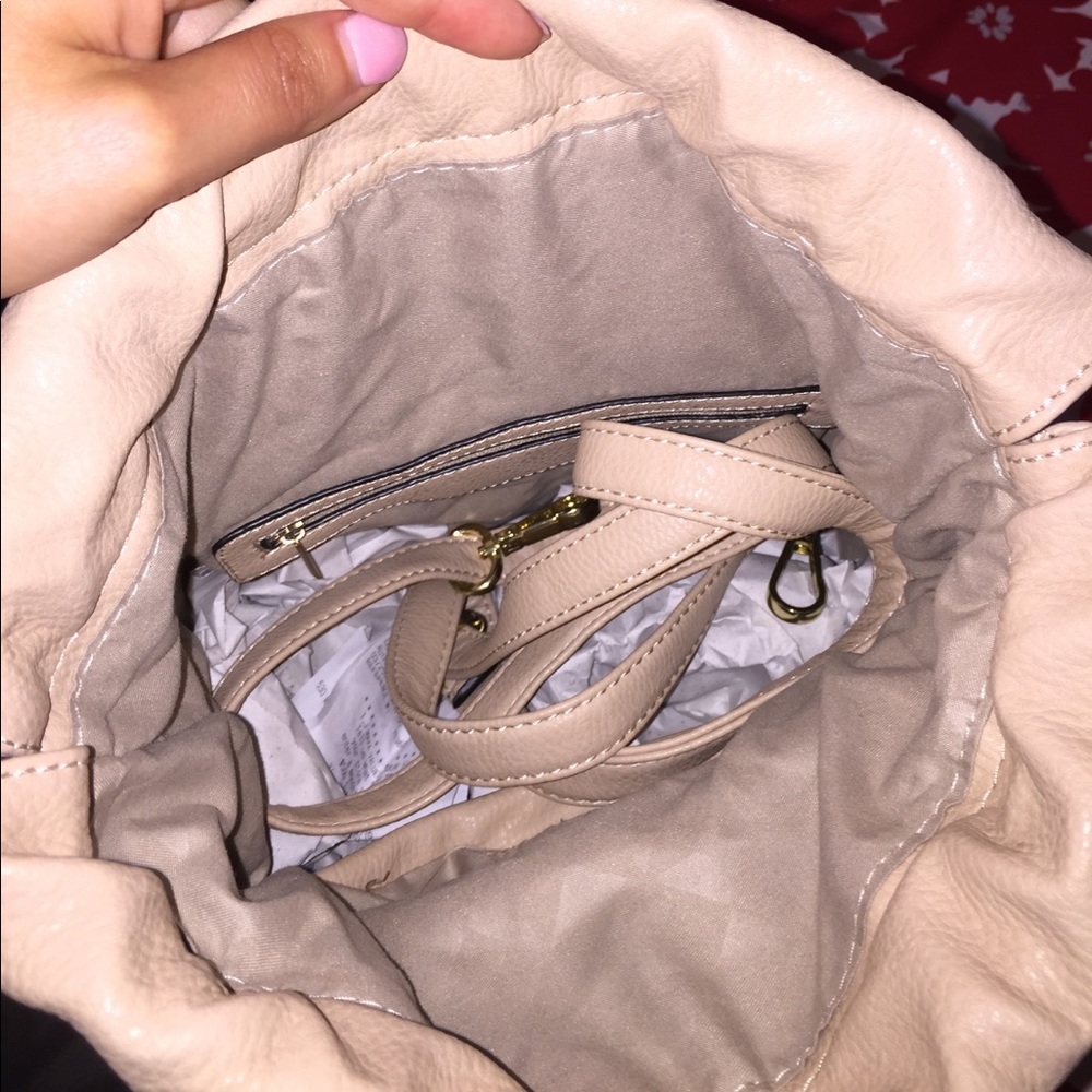 Alyssa- Cream colored drawstring bag - Picture 5 of 5