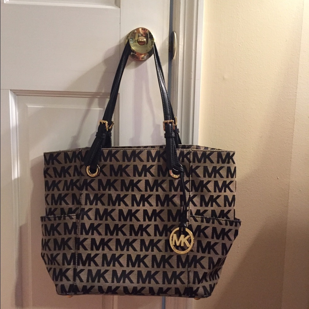 Michael Kors bag