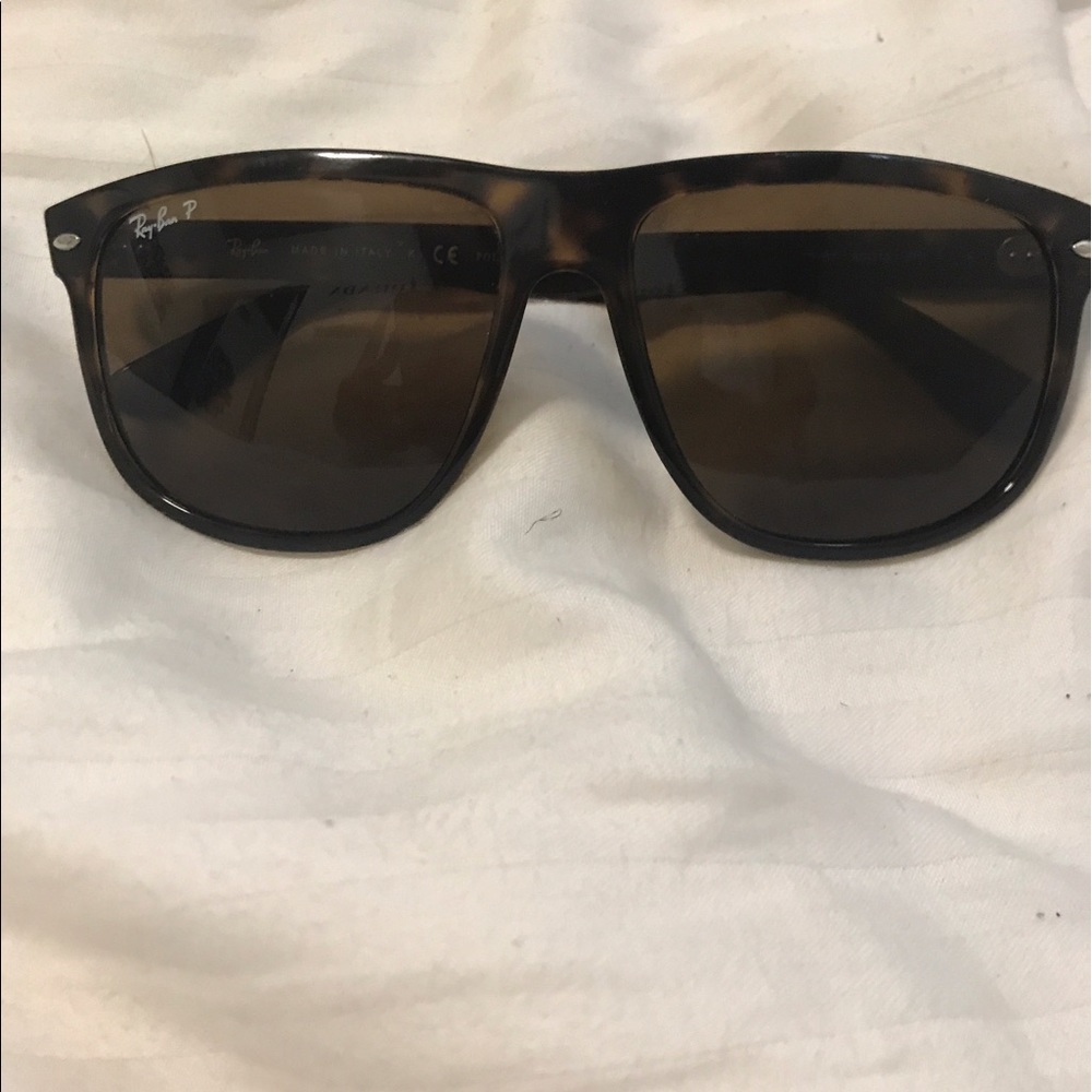 Ray ban polarized sunglasses