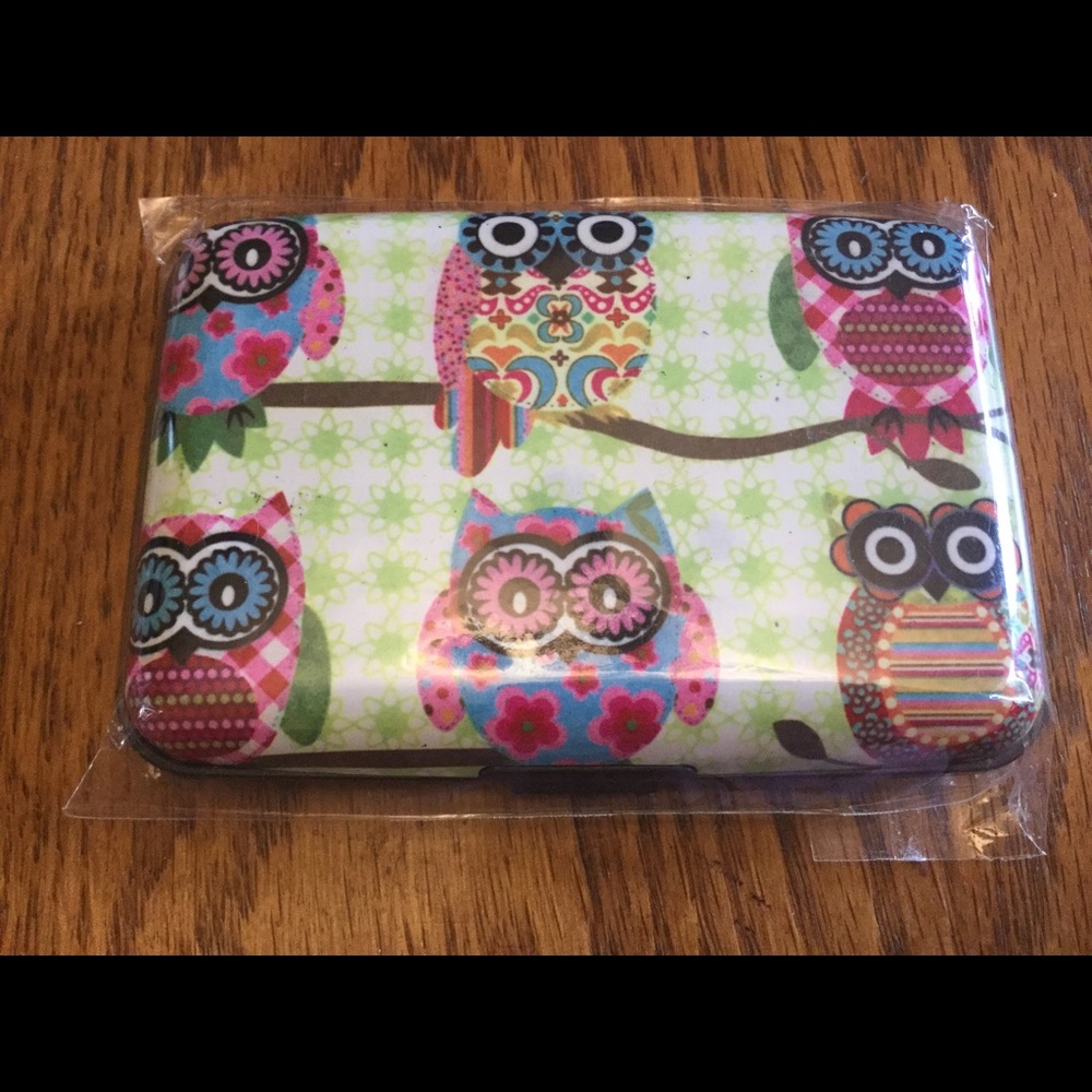 AUCTION PRICE👩🏻‍⚖️ Cute Tree Full of Owls ID Credit Card Holder