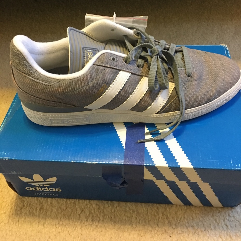 MENS brand new gray adidas shoe!