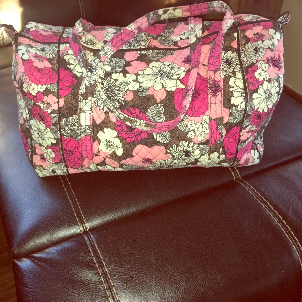 Vera Bradley large quilted duffle bag