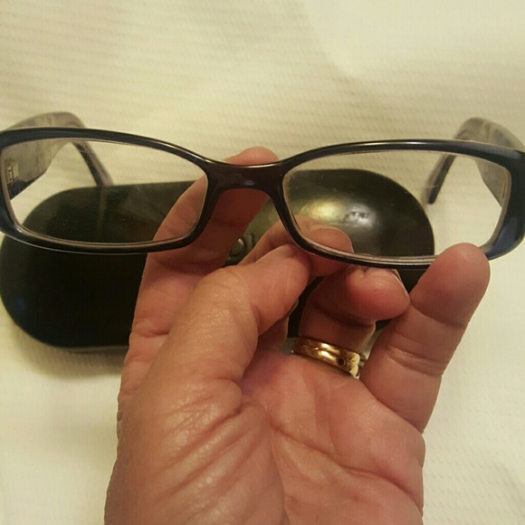 Fendi Authentic   prescription glasses - Picture 2 of 7
