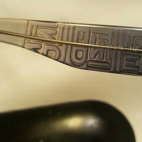 Fendi Authentic   prescription glasses - Picture 4 of 7