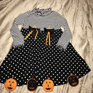 Toddler Halloween dress.