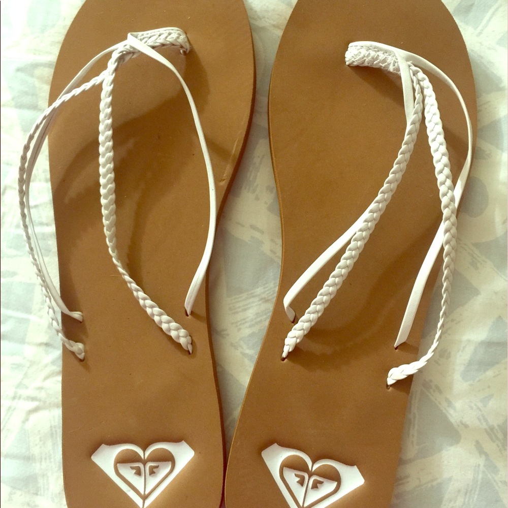 Roxy white braided flip flops