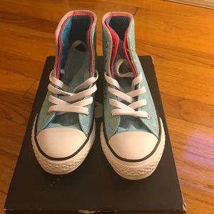 Multi color converse