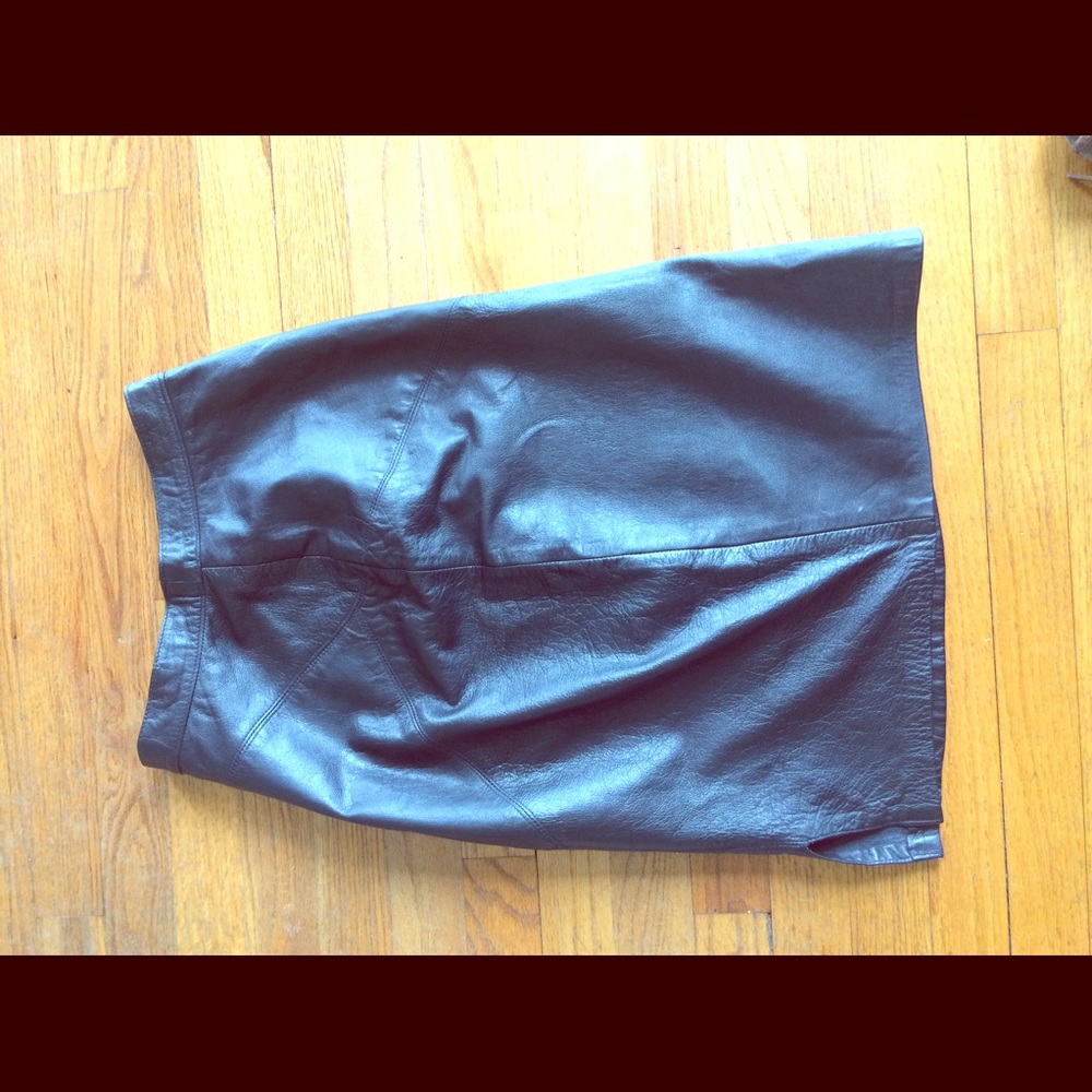 REAL leather pencil skirt