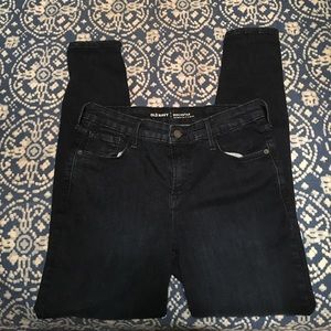 Old Navy rockstar jeans with sculpt