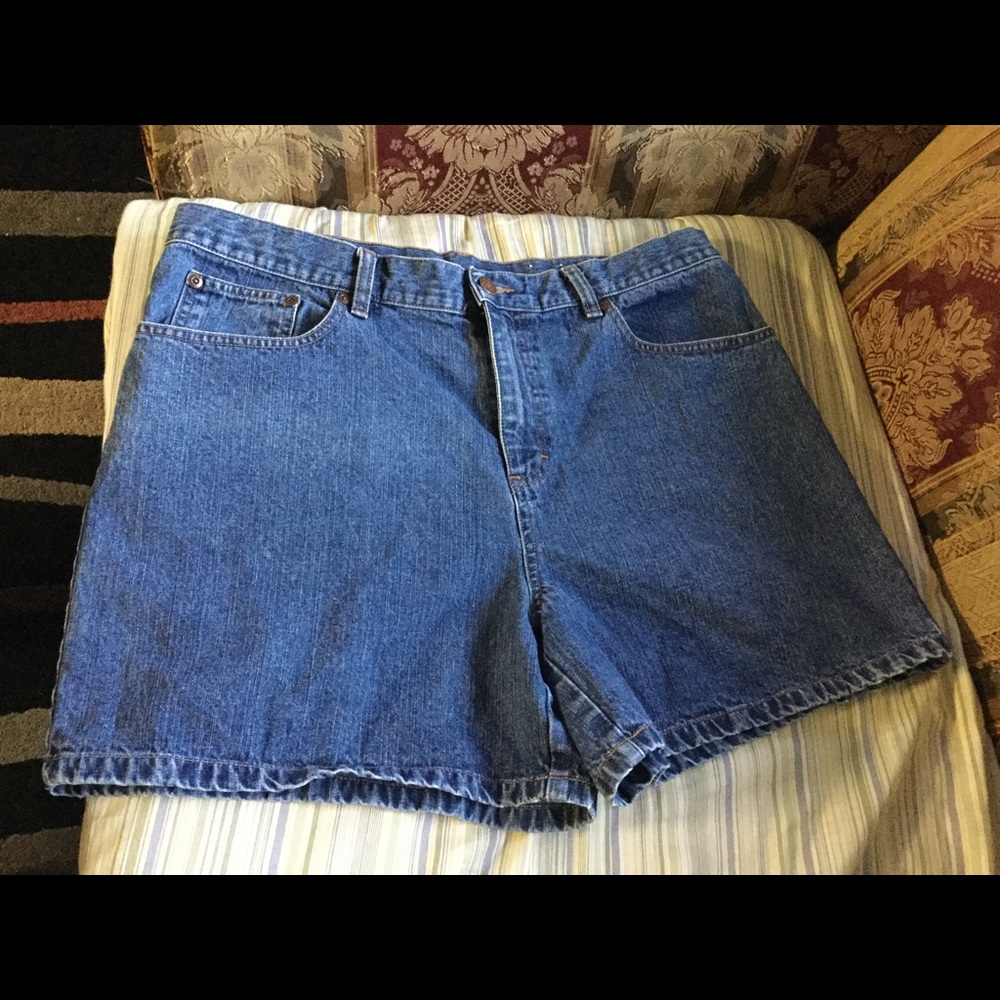 Blue jeans short