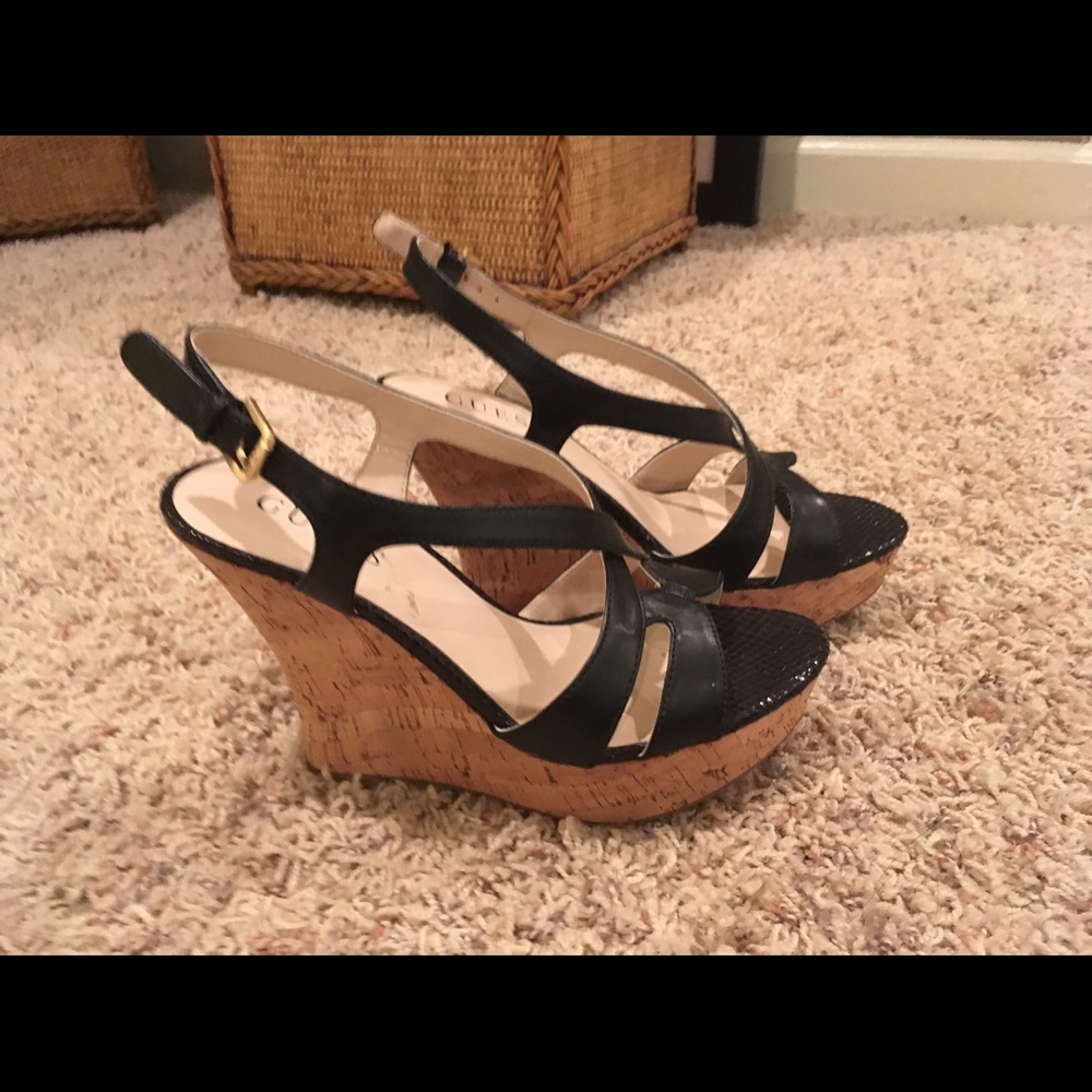 Guess wedge sandals