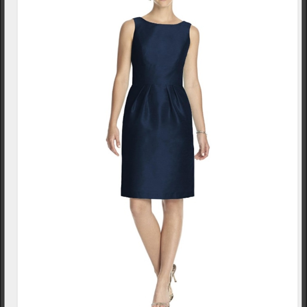 Alfred Sung D522 bridesmaid dress - size 4