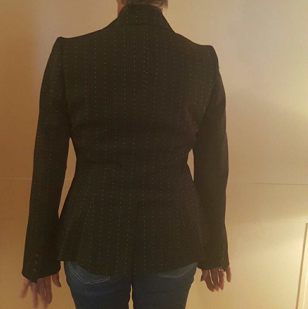 xoxo signature black with white stitched stripes