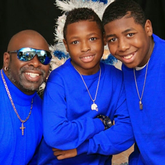 Meet your Posher, Mikel - Picture 1 of 1