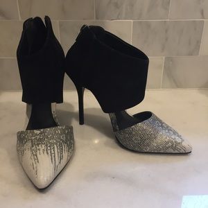 Steve Madden Black Suede Cuff Heels